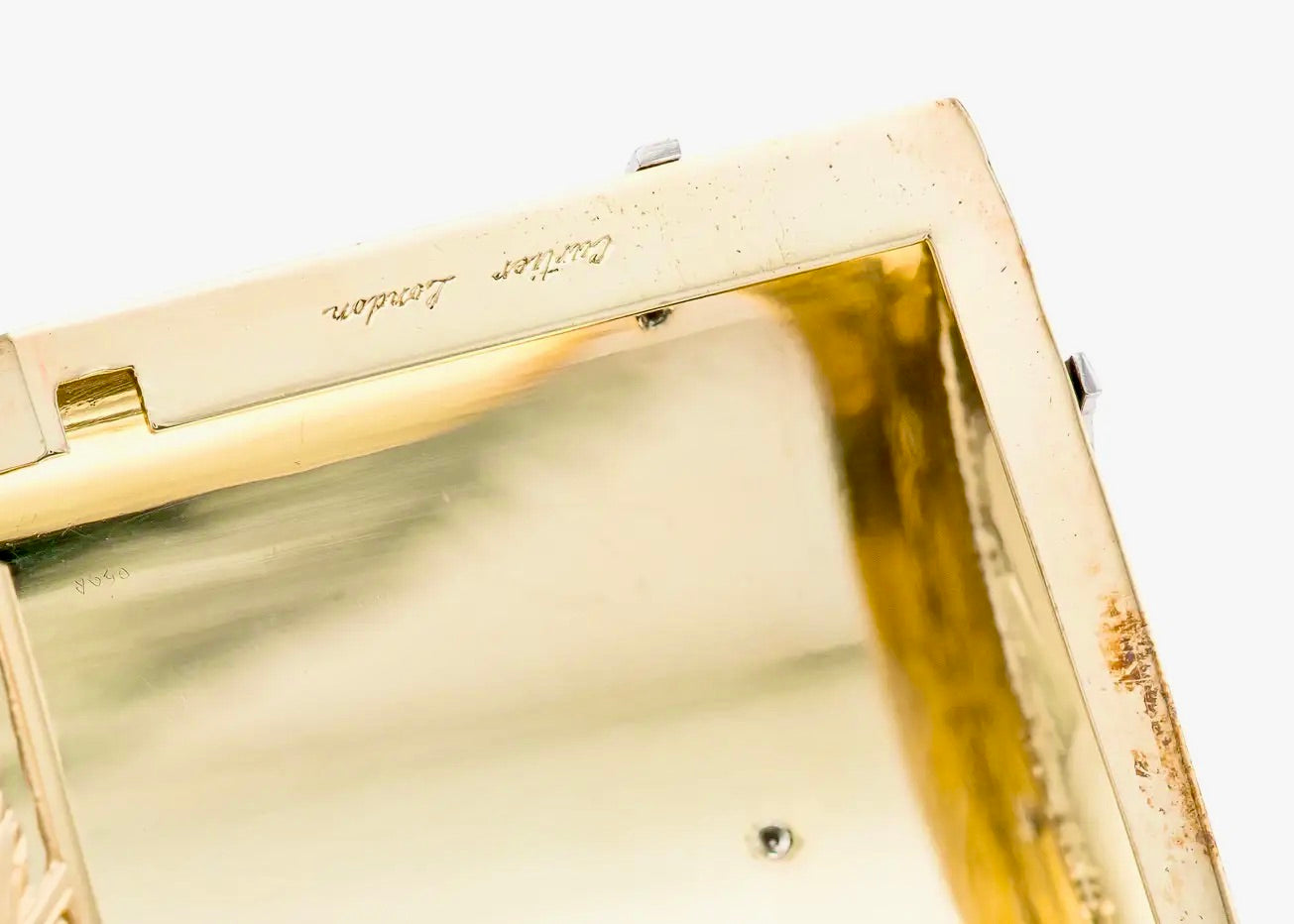 Cartier London 1930 | Compacto Art Deco en Oro Amarillo y Diamantes