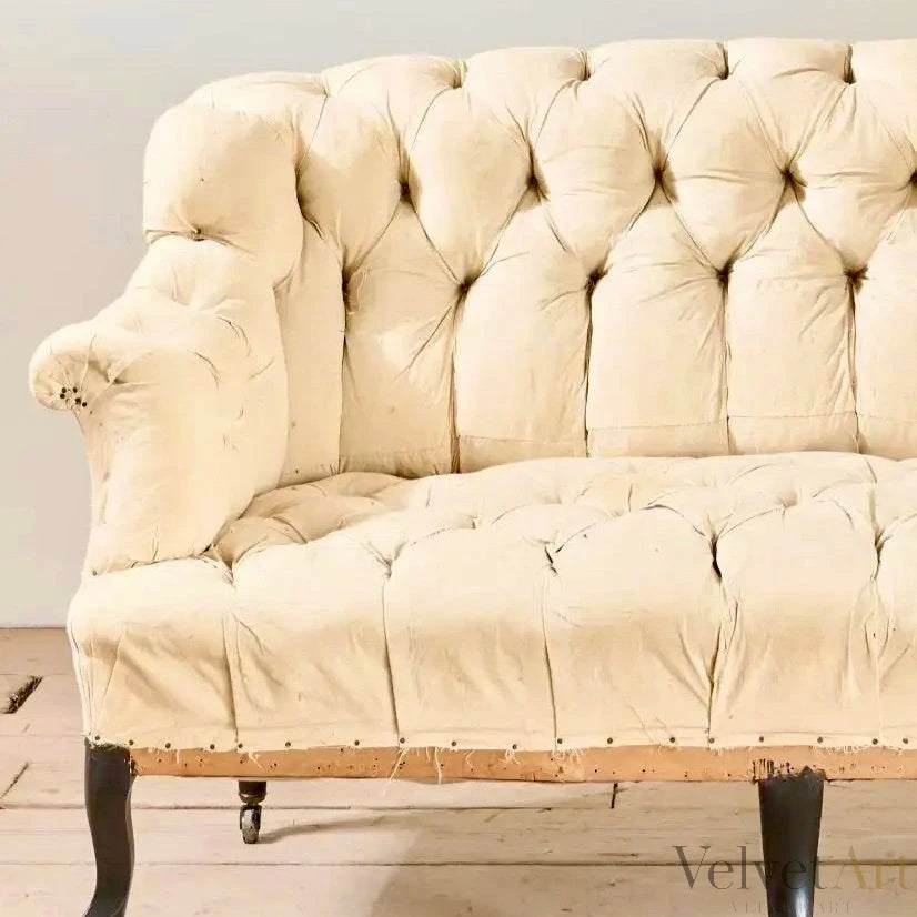 Sofá Francés Napoleón III de Terciopelo Abotonado, Siglo XIX