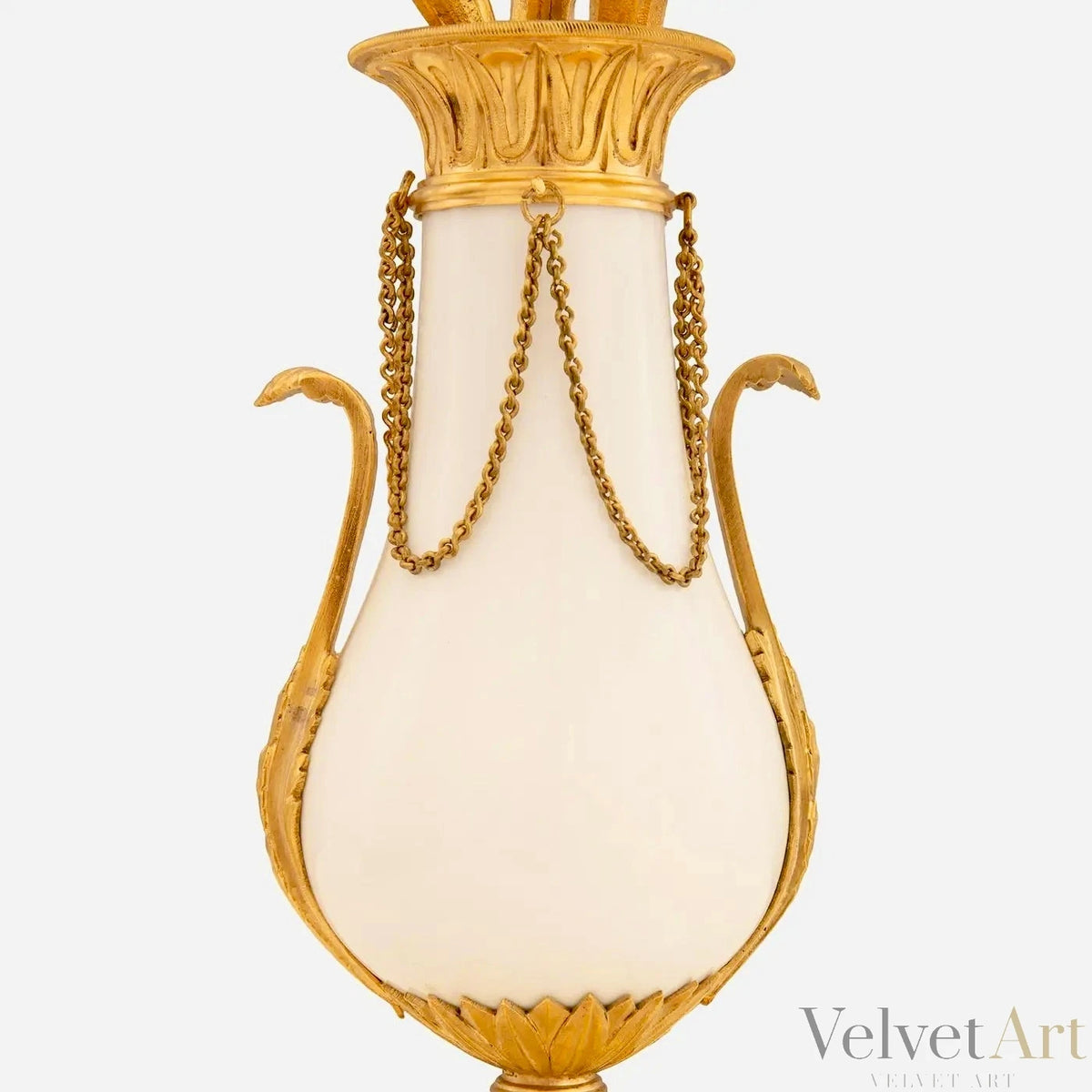 Candelabros Franceses Luis XVI en Ormolu y Mármol de Carrara del siglo XIX – vista 6 de 8