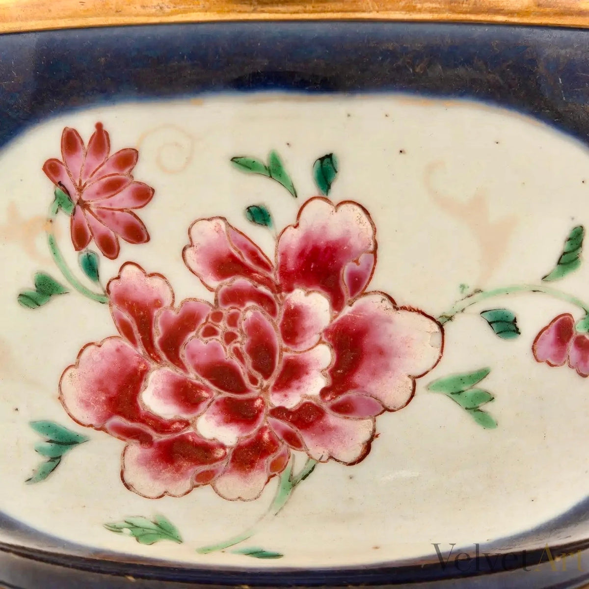 Centro de Mesa Francés en Porcelana China y Ormolu Estilo Luis XVI del Siglo XIX – vista 5 de 7