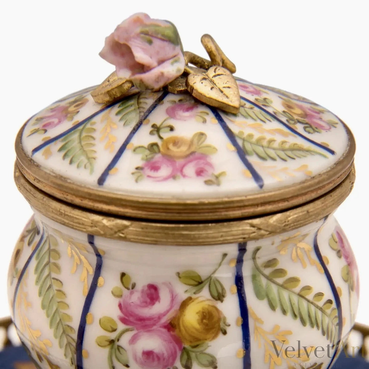 Tintero Francés de Porcelana de Sèvres y Ormolú, Siglo XIX, Estilo Luis XVI – vista 5 de 6