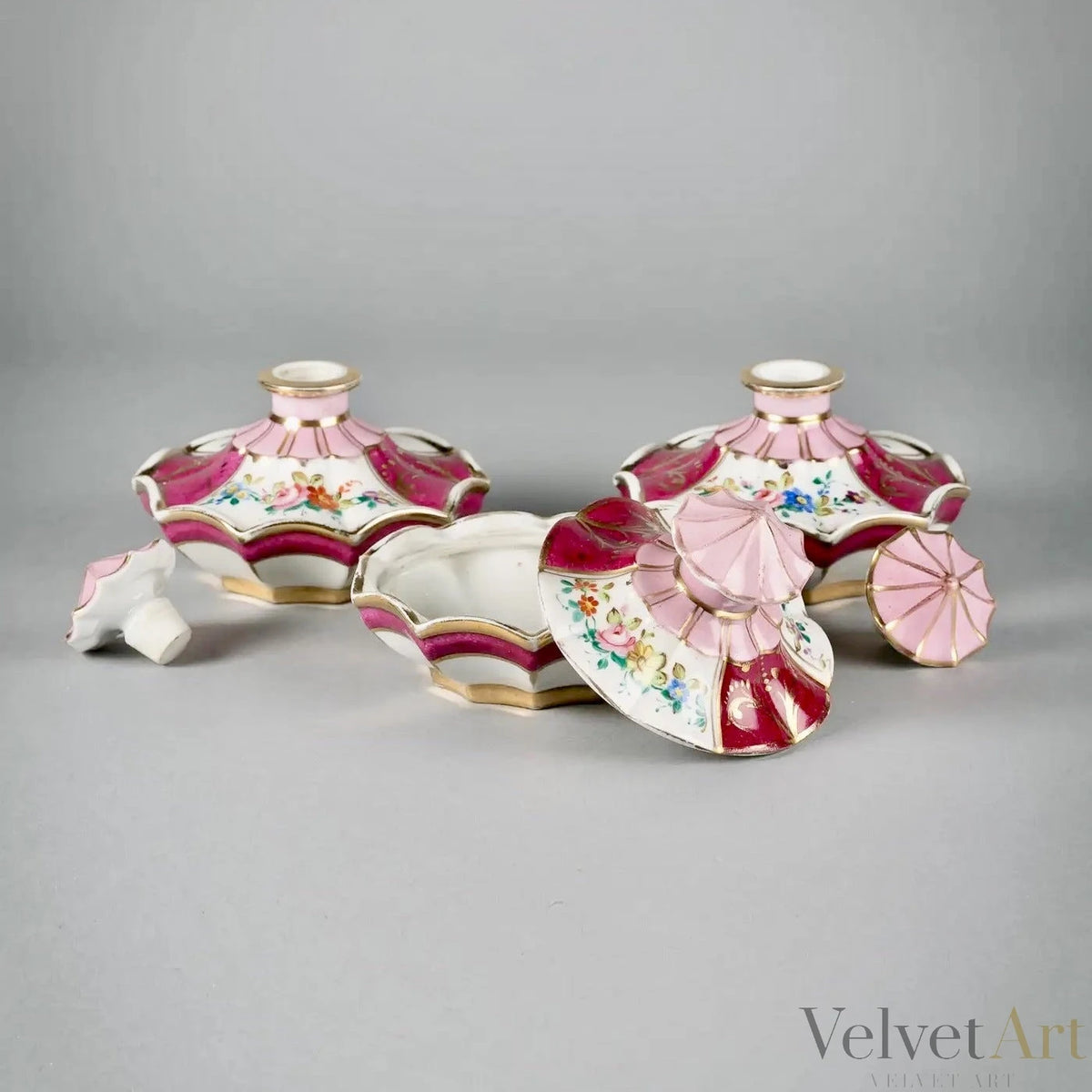 Juego de Tocador Francés Elbee, Porcelana Pintada a Mano, 1900 – vista 2 de 7
