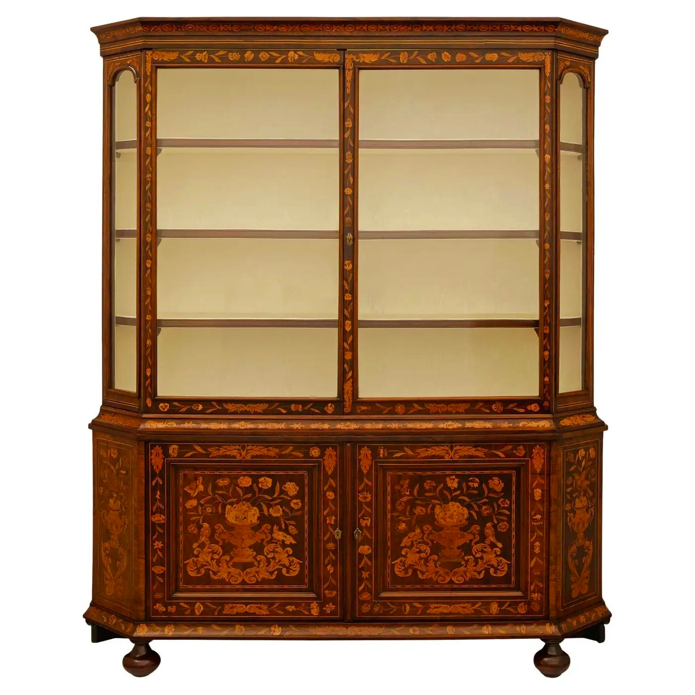 Vitrina Holandesa Barroca del Siglo XVIII