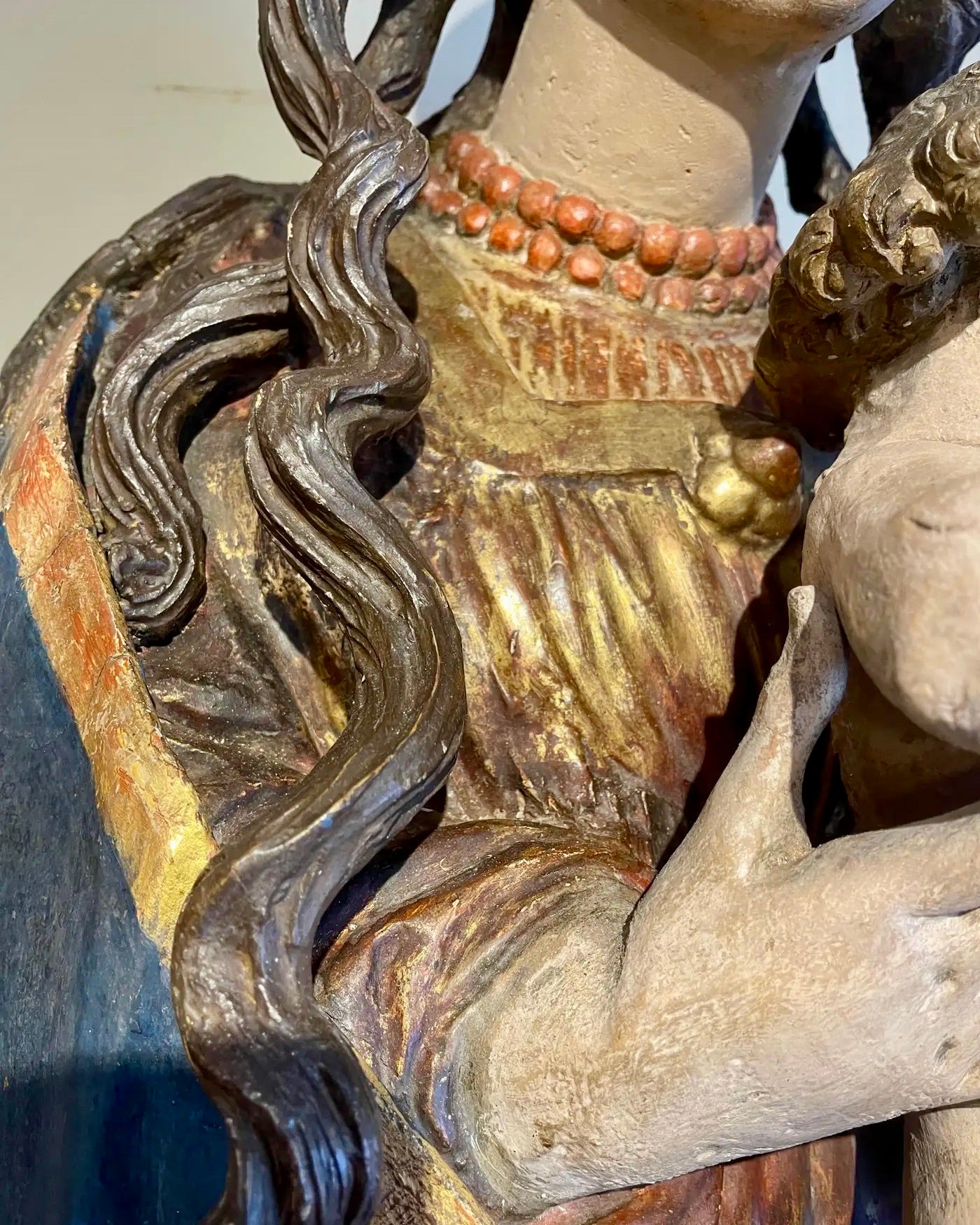 Talla Renacentista Policromada "Virgen con el Niño" | Tirol, Siglo XVI