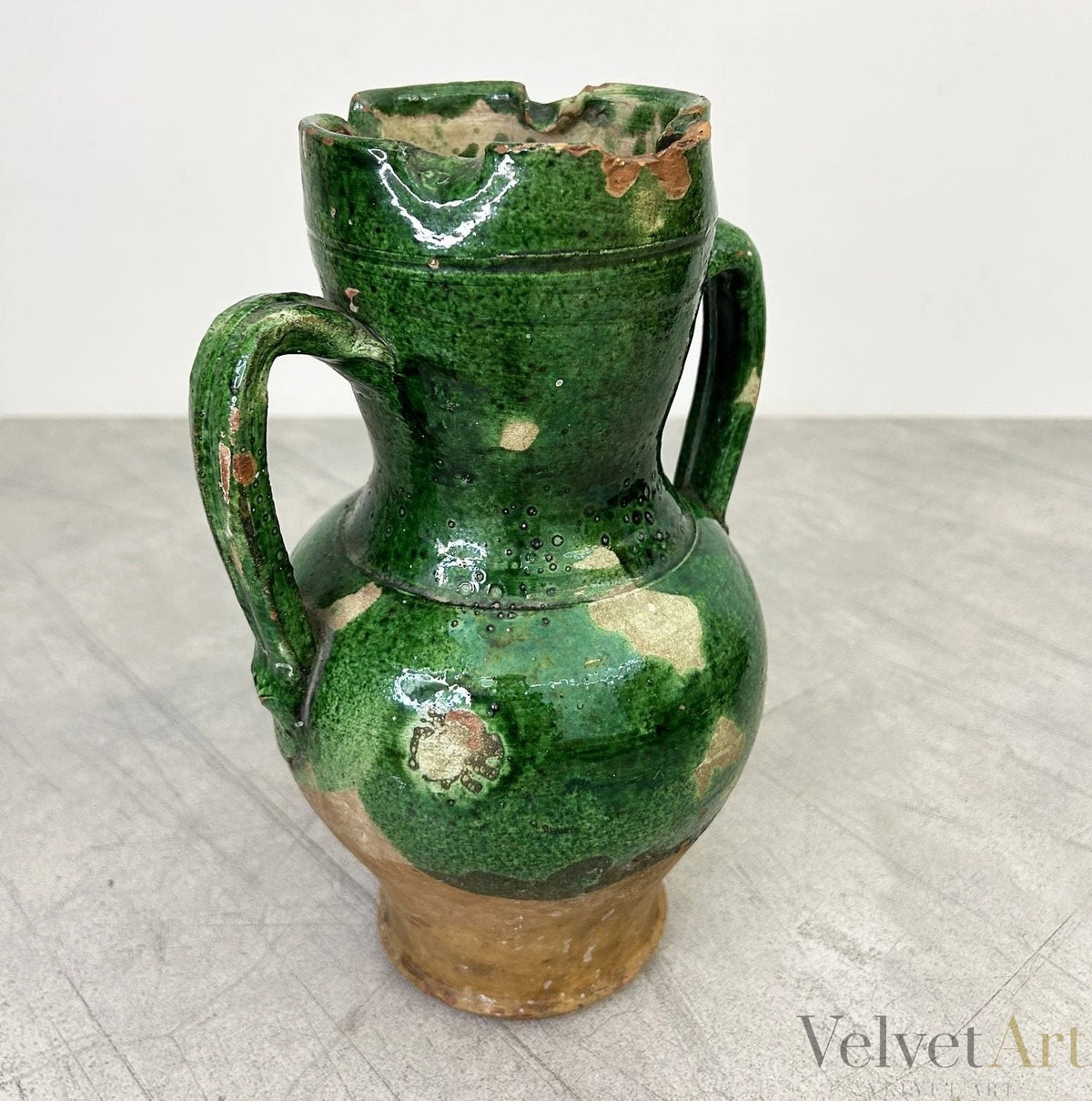 Jarrón ceremonial verde antiguo con pájaro – vista 4 de 6
