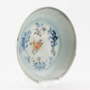 Plato de Porcelana China con Pez en Relieve | Dinastía Ming | 1500–1600