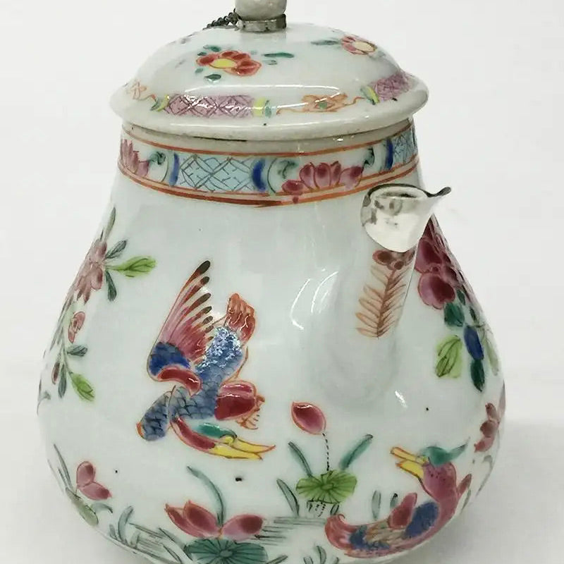 Tetera de Porcelana China Famille Rose 1736-1795