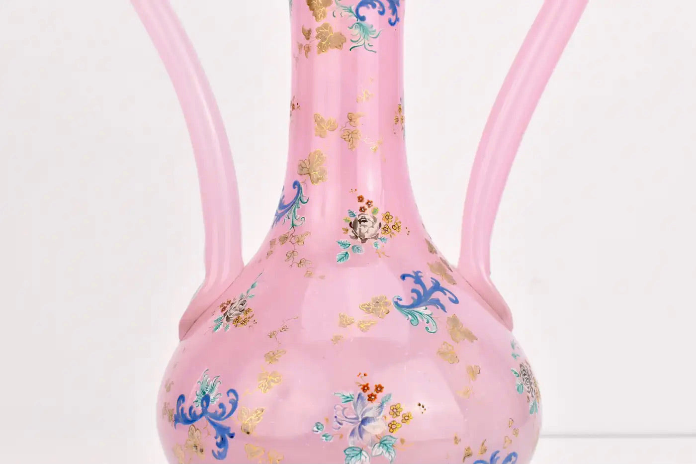 Jarrón de Cristal de Moser Esmaltado de Ópalo Bohemio, 1860