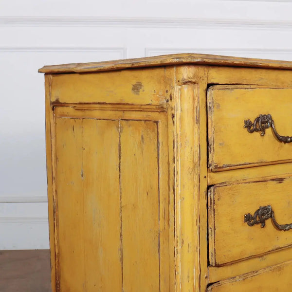 Cómoda Francesa de Roble Pintado de 1780