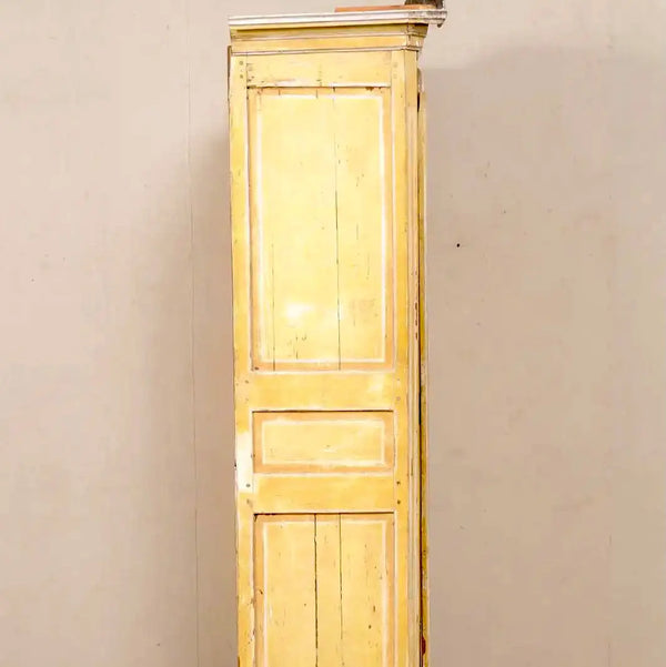 Alacena Amarilla con Pintura Original | Francia, siglo XIX