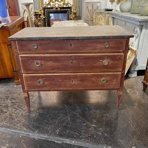Cómoda italiana pintada de estilo neoclásico 1790