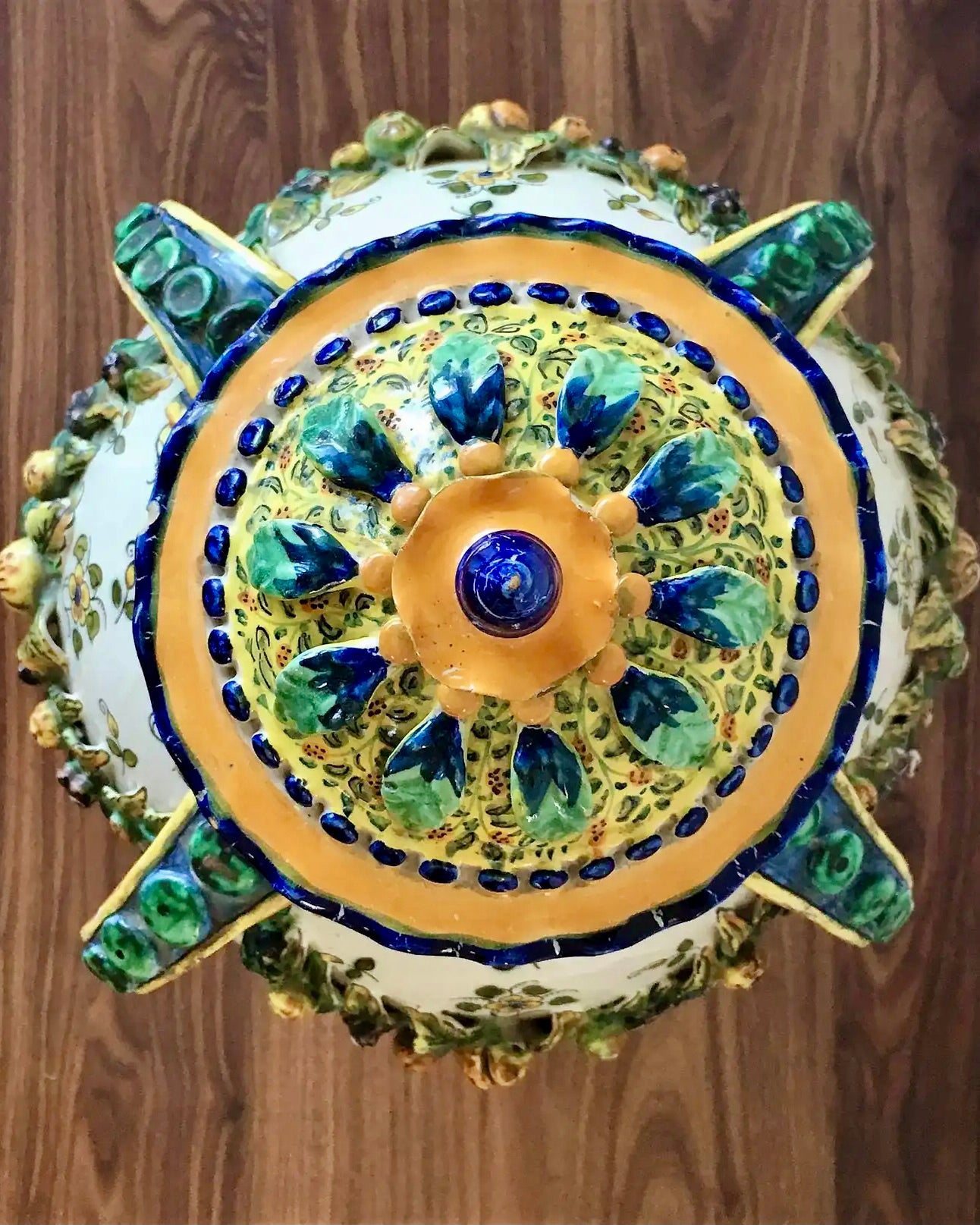 Urna Española de Terracota Pintada | Manises | Siglo XIX | Biedermeier | 1850