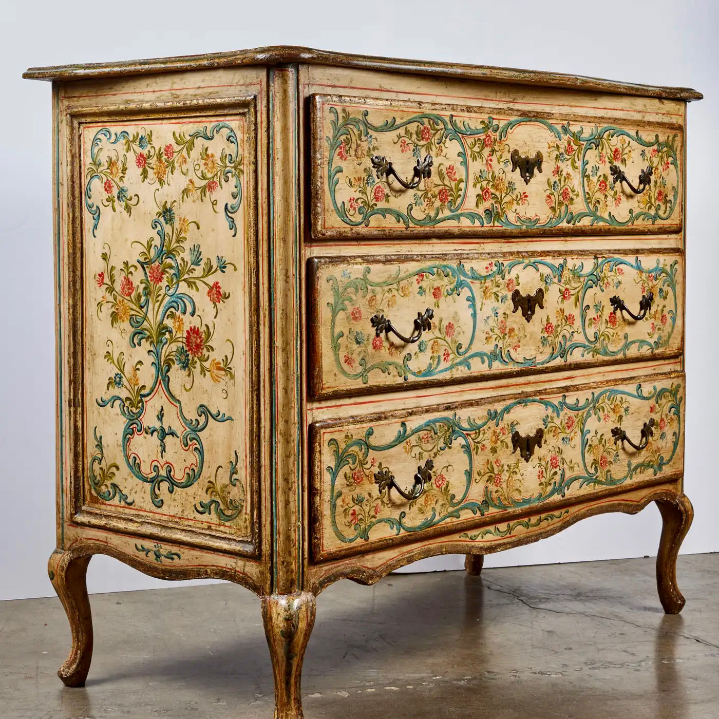 Cómoda Veneciana Pintada a Mano 1800
