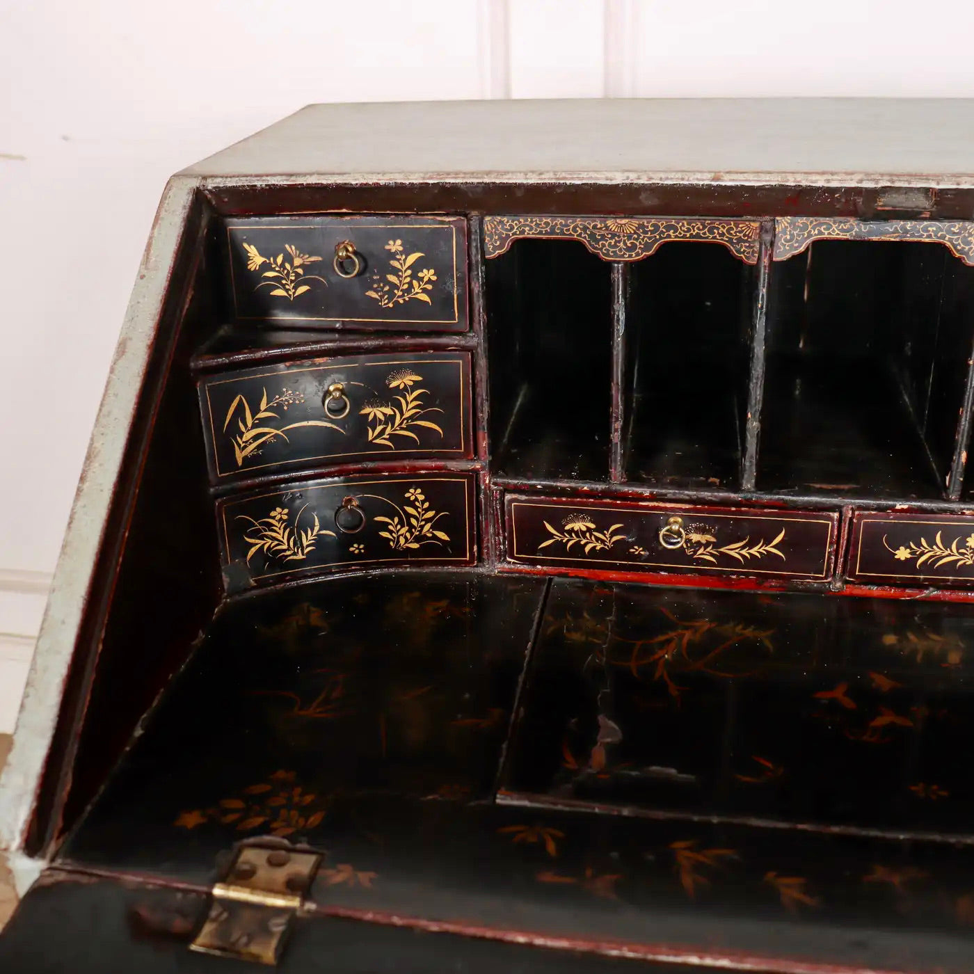 Buró Pintado y Lacado Chinoiserie Original | Estilo Jorge III | Inglaterra, 1790