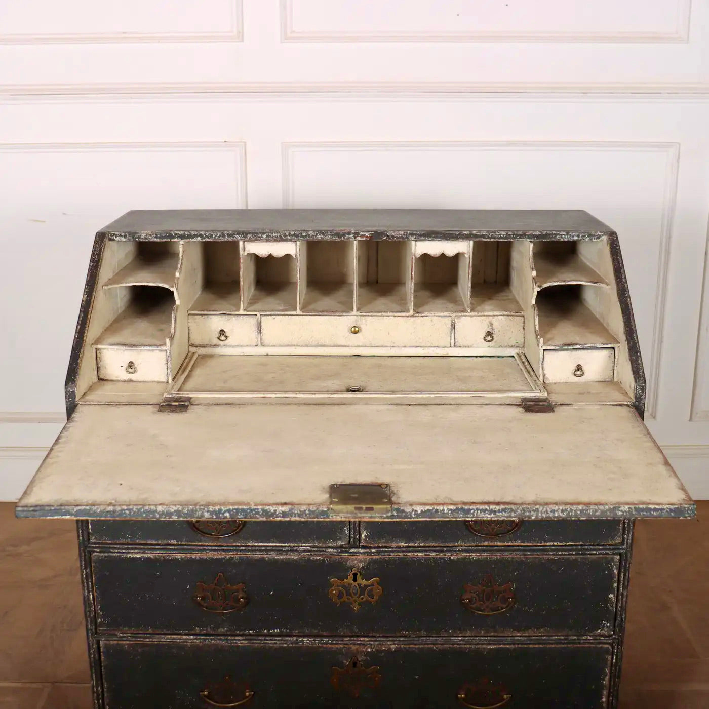 Buró de Roble Pintado | Estilo Jorge III | Inglaterra, 1760