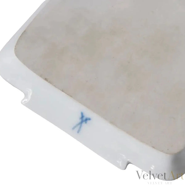 Bandeja de Porcelana Dorada Pintada a Mano, Meissen