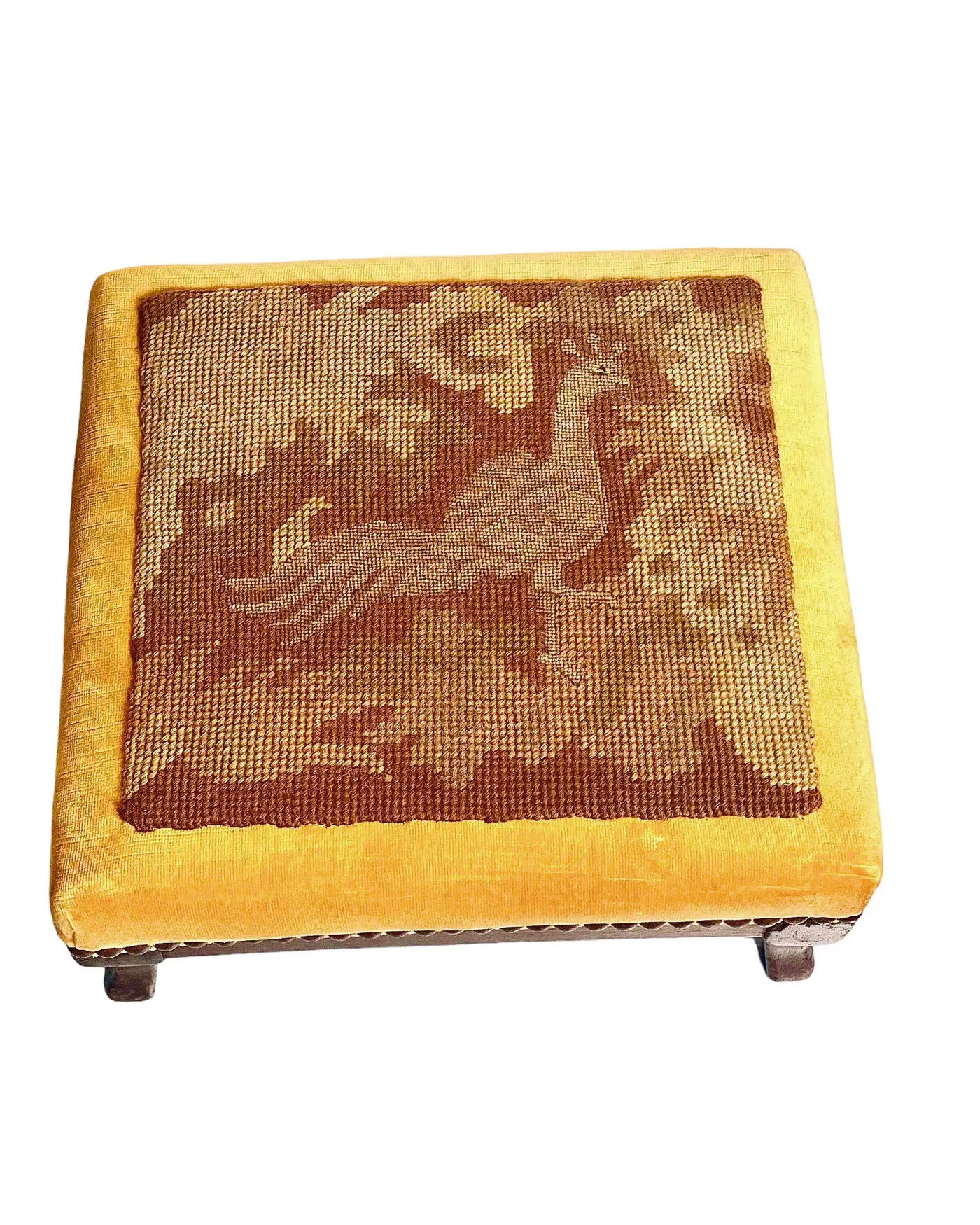 Silla de Terciopelo Amarillo con Escabel | Francia, 1860