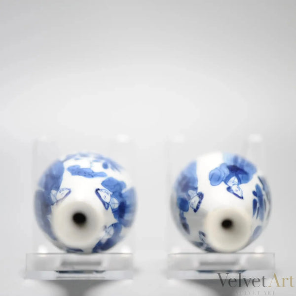 Jarrones Kangxi Azul y Blanco | Damas y Flores | Siglo XVII