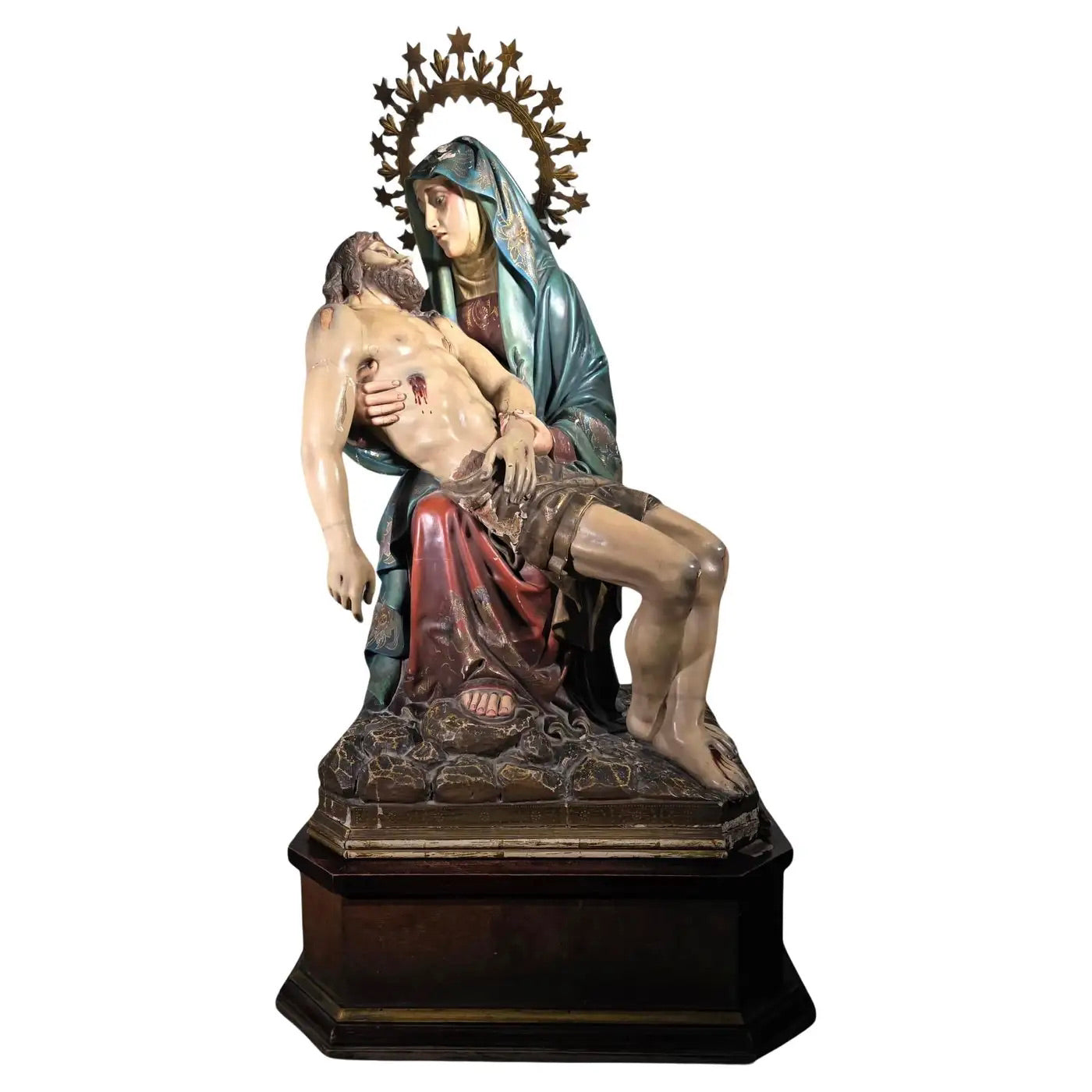 “La Piedad” Escultura tallada y policromada del siglo XIX