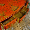 Escritorio Jorge III Rojo con Escenas Chinoiserie | Inglaterra 1780