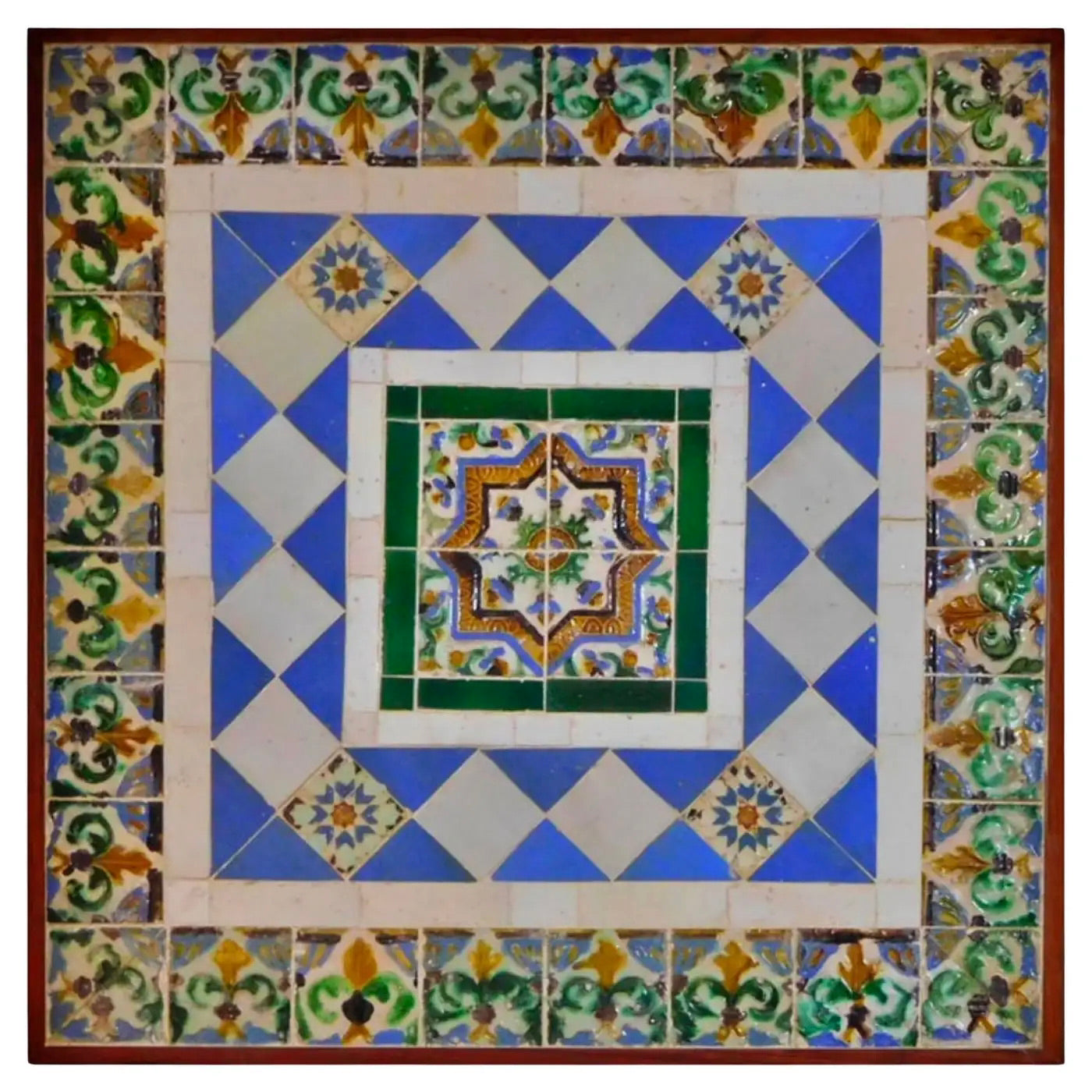 Panel Morisco del Siglo XVI | Azulejos Islámicos de Gran Detalle