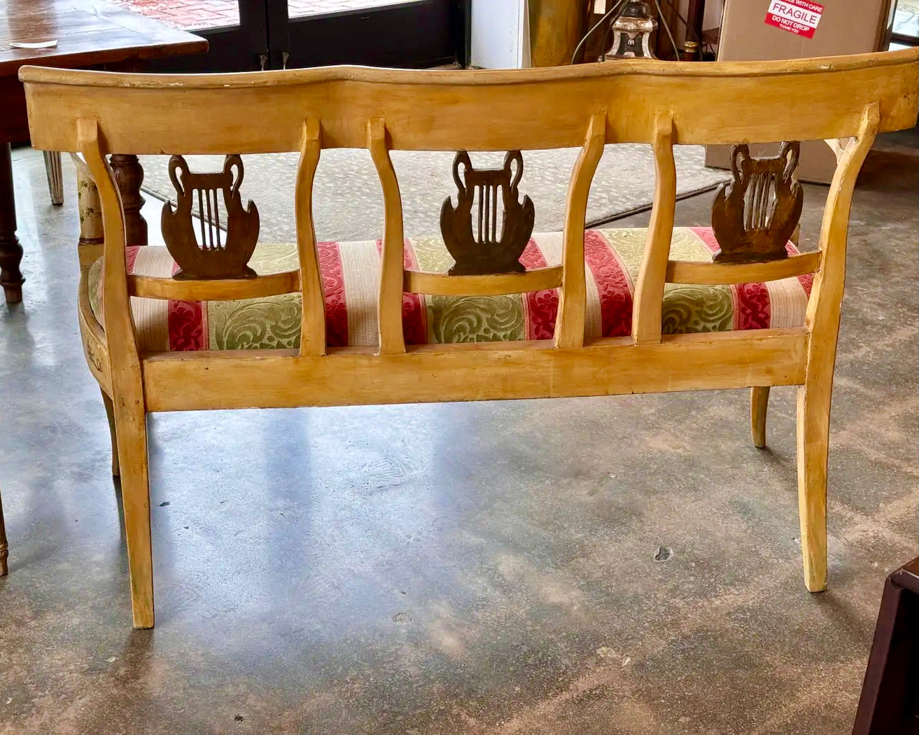 Sofá Italiano del Siglo XIX Decorado a Mano | Pintura Sobre Madera y Tela