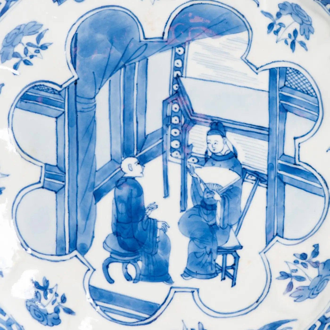 Plato Cheghua Periodo Kangxi del Siglo XIX en Azul Cobalto