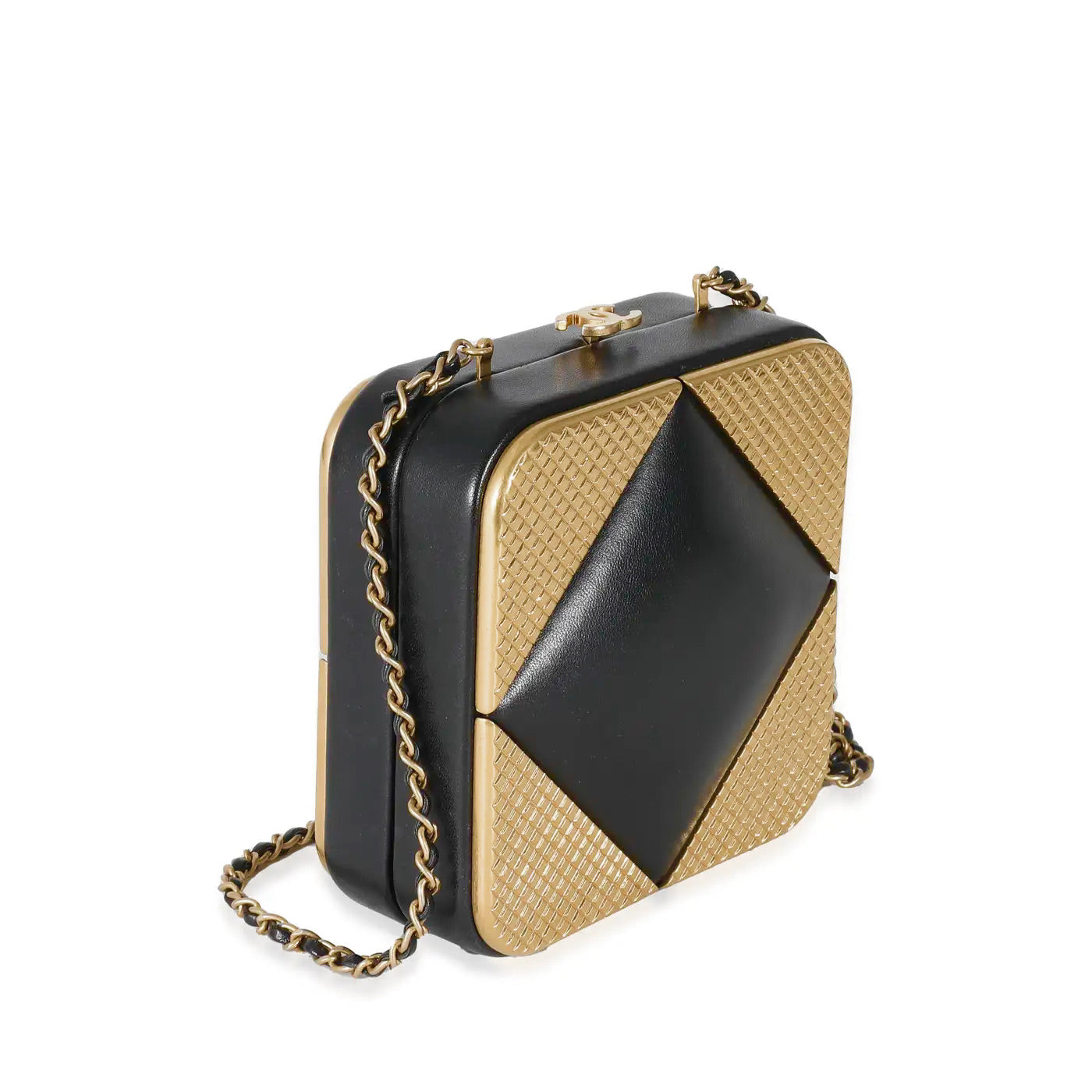 Clutch Chanel CC Cuadrado en Piel de Cordero Negra y Metal Dorado
