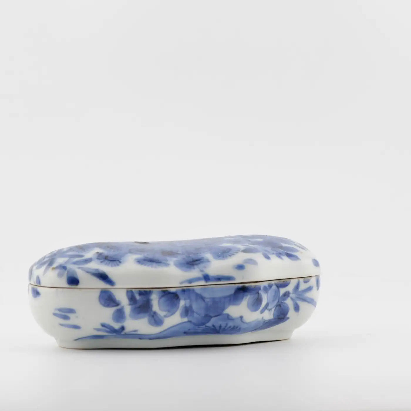 Porcelana Japonesa Azul y Blanca | Periodo Edo Temprano | 1660–1680