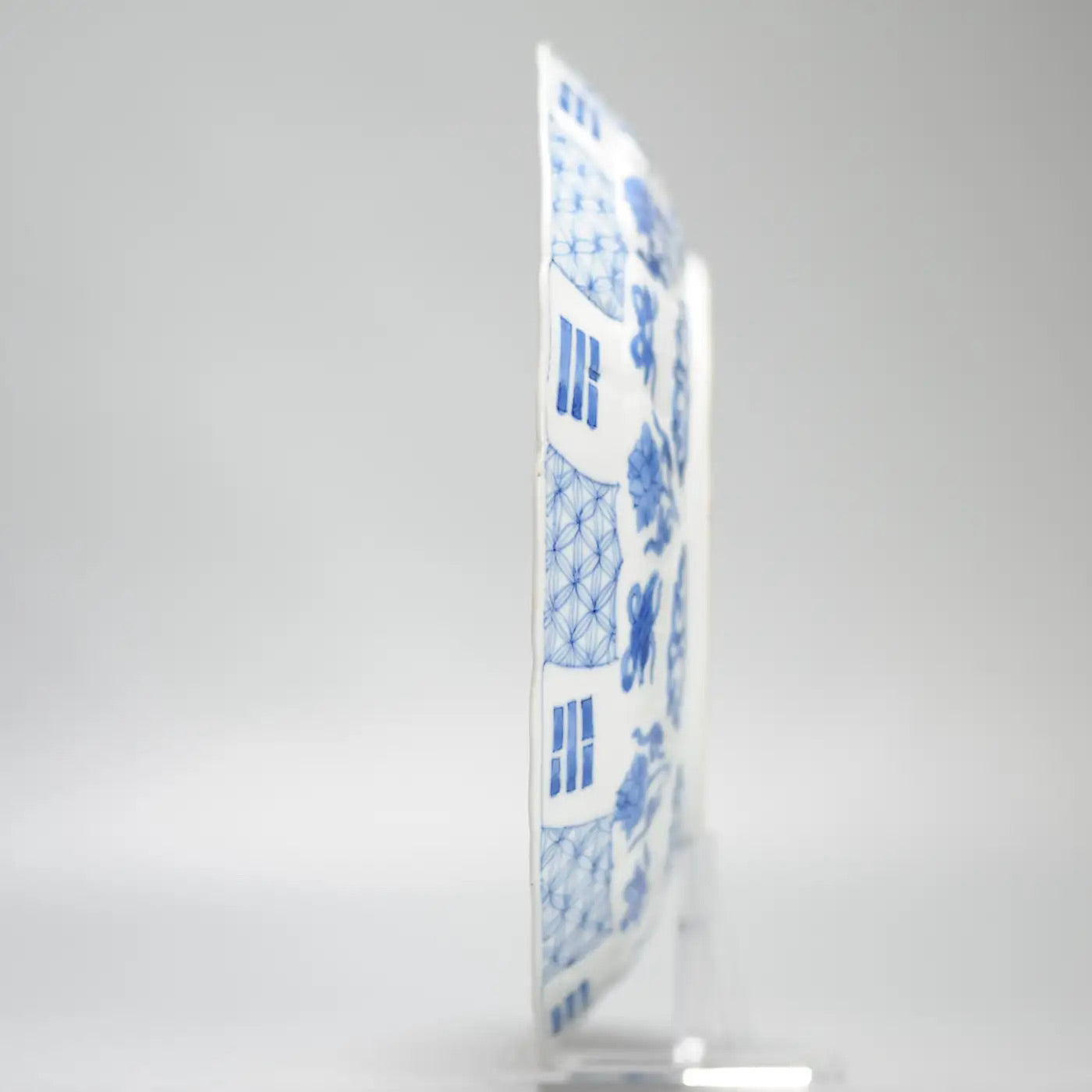 Plato Cheghua Periodo Kangxi del Siglo XIX en Azul Cobalto