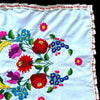 Mantel Húngaro Bordado con Patrón Floral Kalosca