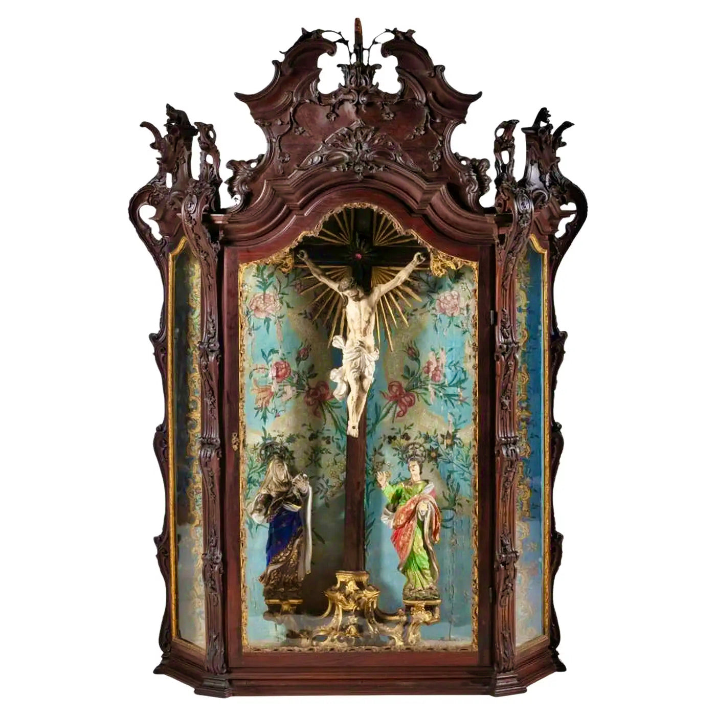 Oratorio portugués barroco del siglo XVIII en palisandro tallado con Calvario y dorado original
