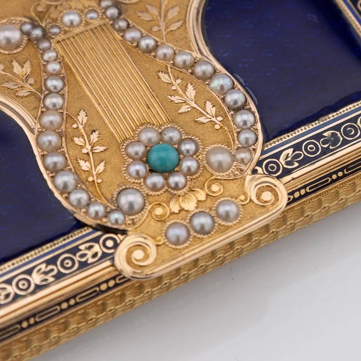 Caja Musical Rémond de Oro, Perlas y Esmalte | Suiza, 1800
