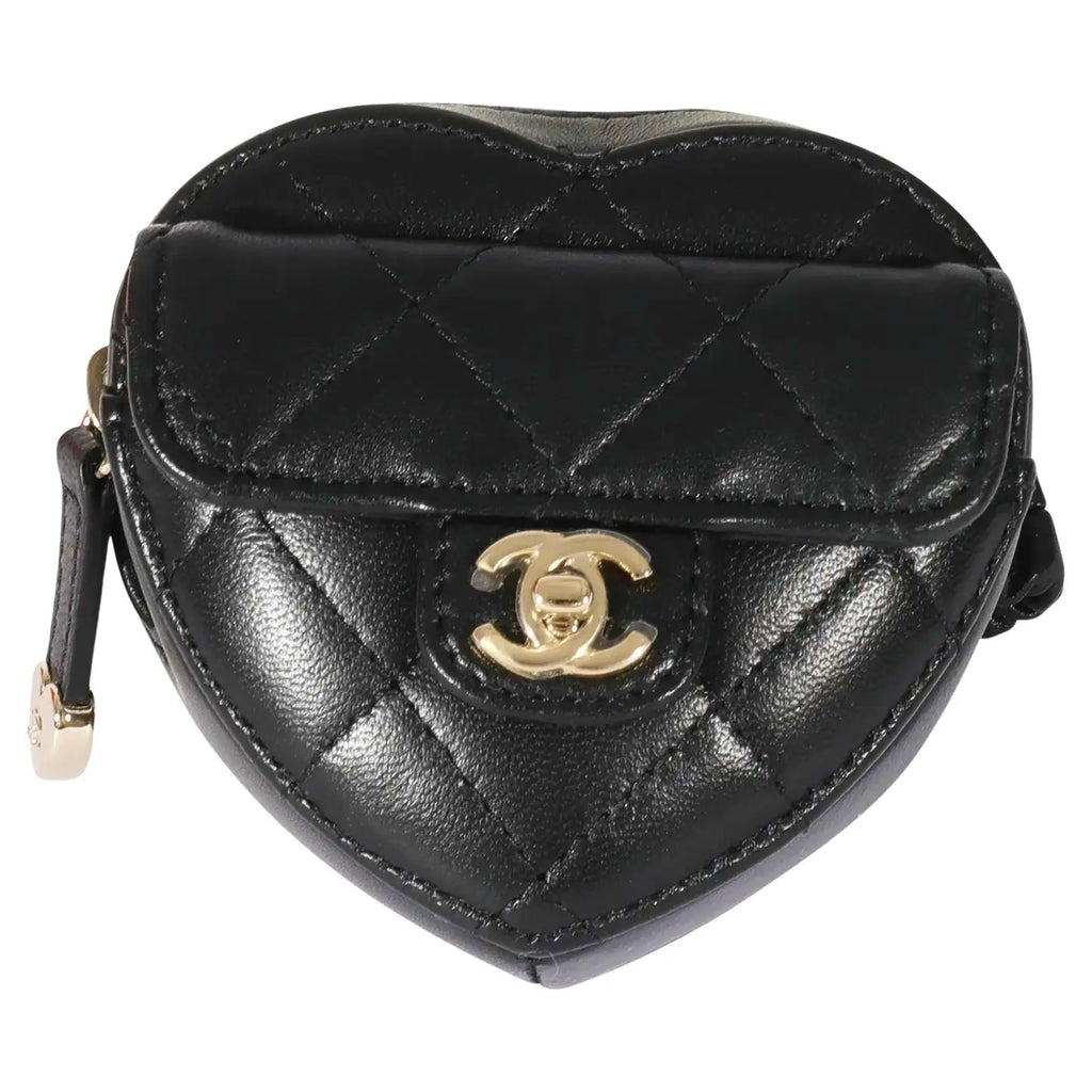 Chanel | Monedero Negro Acolchado de Piel con Forma de Corazón