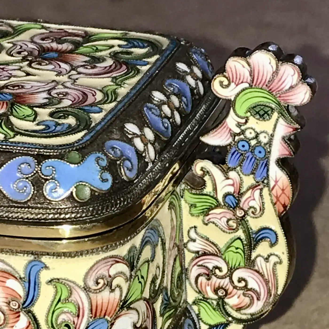 Cofre de esmalte Cloisonné de Rusia Imperial, 1850