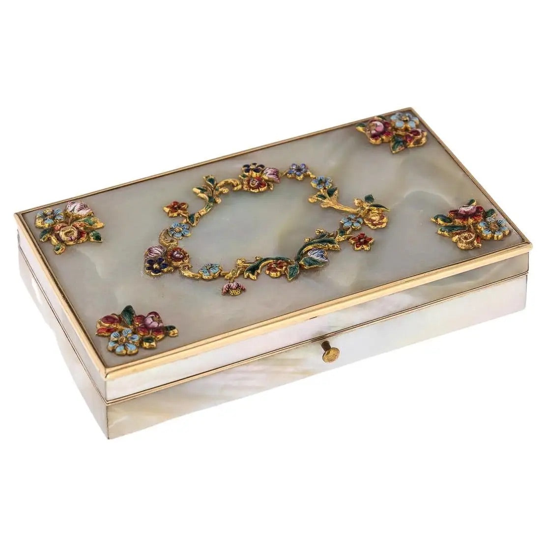 Juego Etui Francés de Oro Montado Sobre Madreperla, 1870