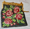 Bolso "Rosas" con Microperlas Grabado en Tono Oro Francia 1950