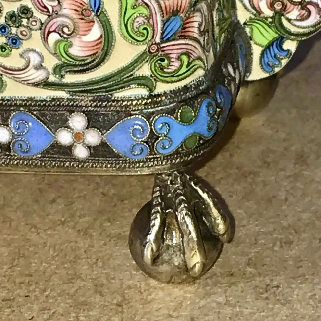 Cofre de esmalte Cloisonné de Rusia Imperial, 1850