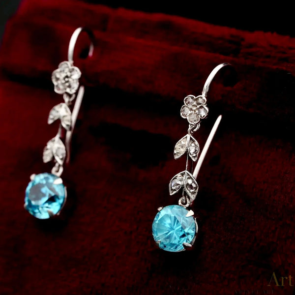 Pendientes Art Déco de Diamantes, Platino y Circonita Azul  de 1910