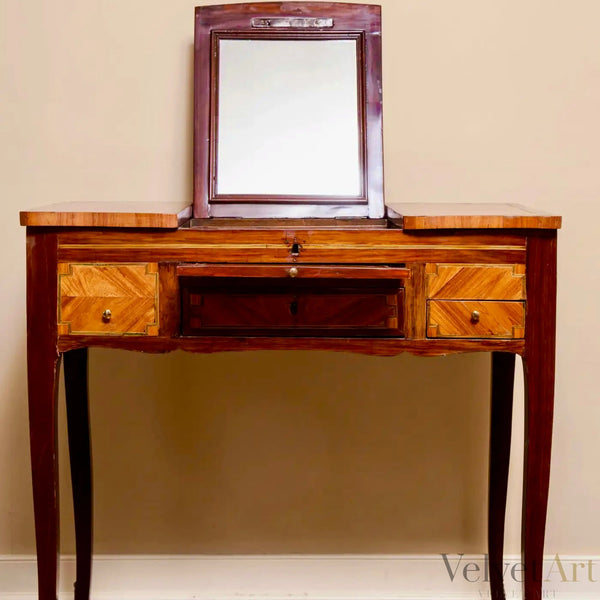 Tocador Francés Luis XV en Tulipwood con Espejo Regulable, 1760
