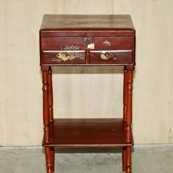 Mesa de Costura Anglo Japonesa Lacada Roja Siglo XIX