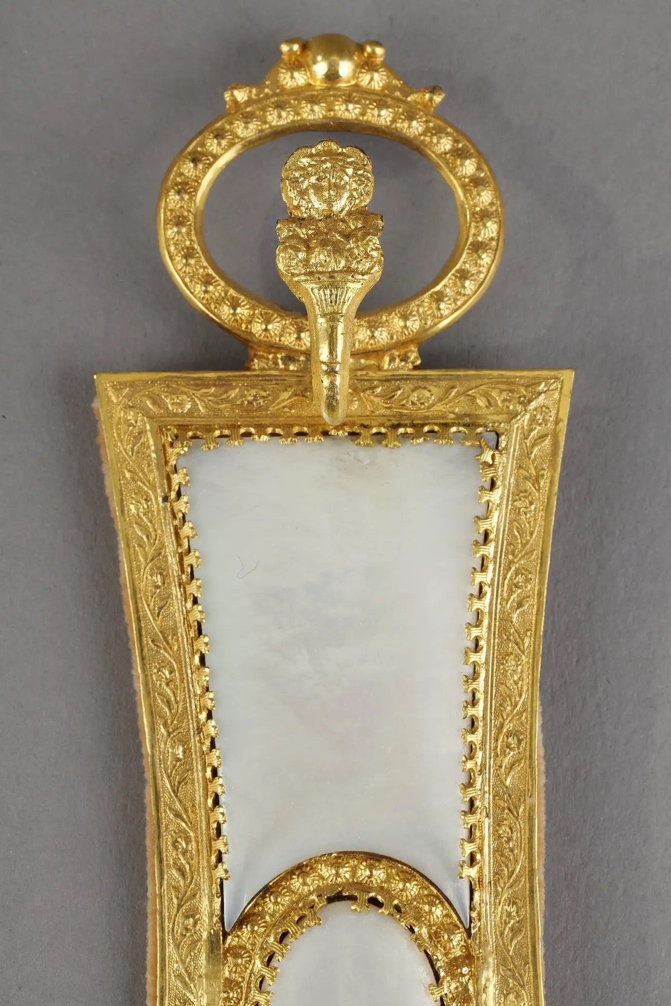 Anilleros de Nácar y Bronce Dorado | Palais Royal 1820