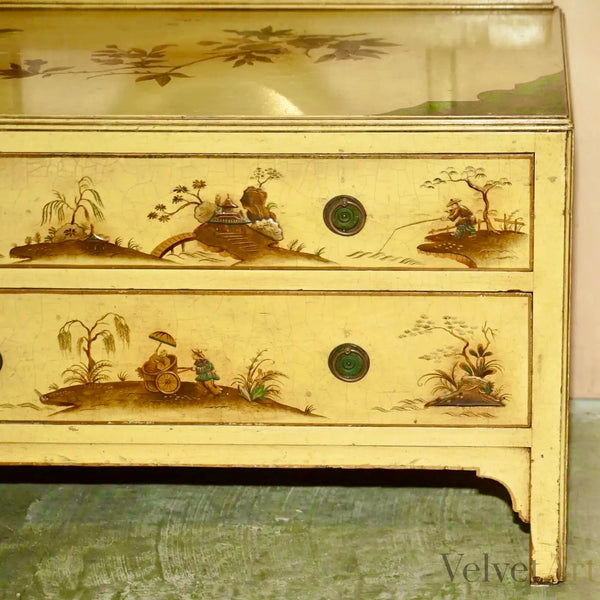 Cómoda Tocador Estilo Chinoiserie de Roble, Principios del Siglo XX