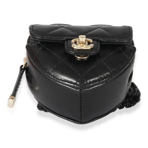 Chanel | Monedero Negro Acolchado de Piel con Forma de Corazón