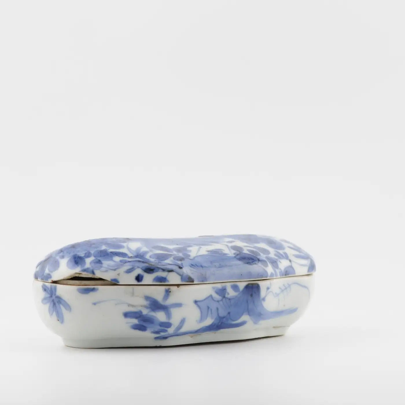 Porcelana Japonesa Azul y Blanca | Periodo Edo Temprano | 1660–1680