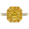 Anillo Estilo Art Deco con Zafiro Amarillo y Diamante