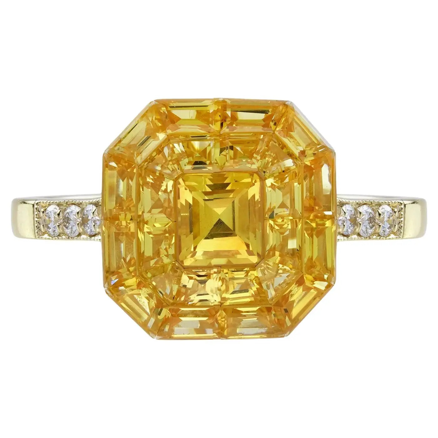 Anillo Estilo Art Deco con Zafiro Amarillo y Diamante