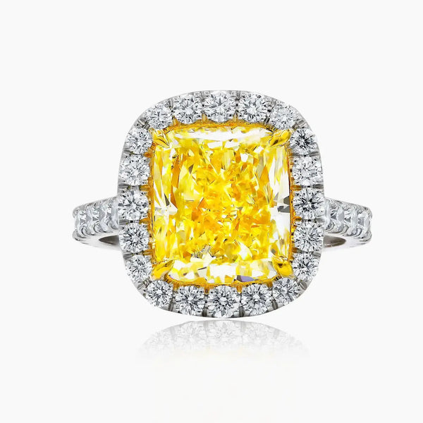 Anillo de Compromiso de Oro Amarillo y Diamante | 2022