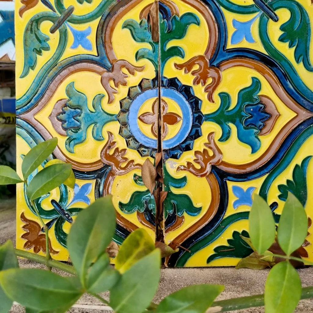Venta de Azulejos Antiguos de Triana