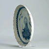 Plato Hondo de Porcelana China con Luohan en Nube, Siglo XVII